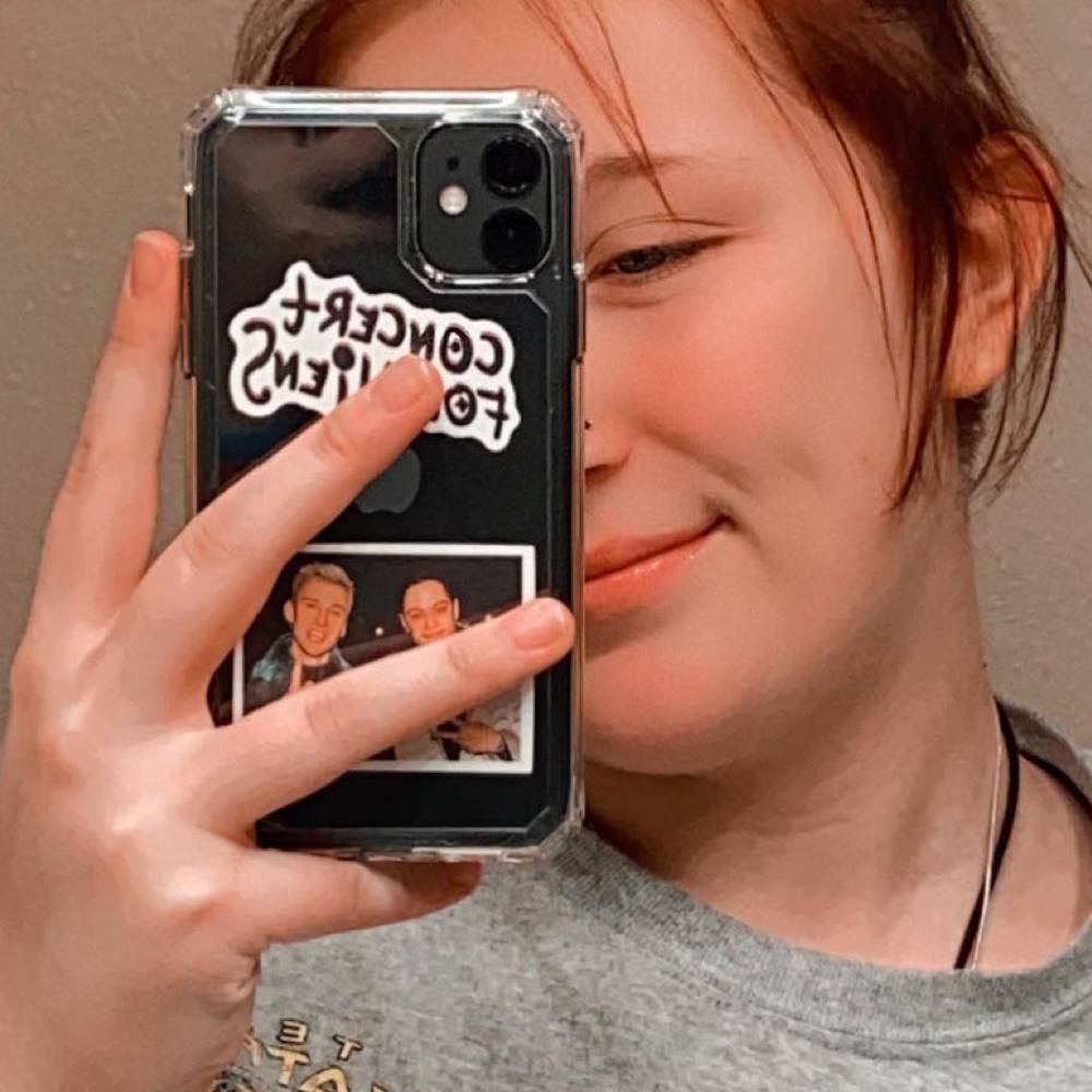 Meet your Posher, Ada